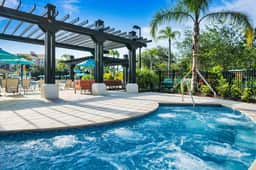 2 Bed Lake View | 1.4 Miles to Epic Universe - Image 5