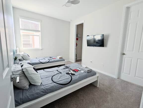 1b Disney Adventures Start at This Cozy Suite - Image 2